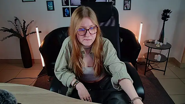 lanafitch - Lanafitch's free webcam - UK Sex Cams