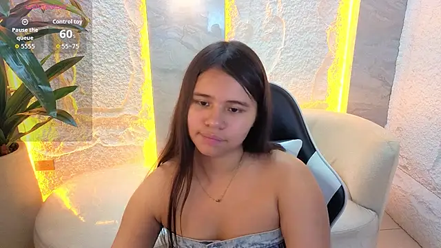 roxan1_tp live cam on StripChat