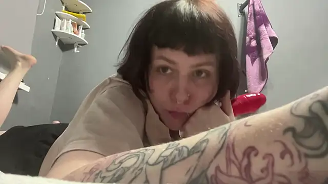 LiyaStile live cam on StripChat