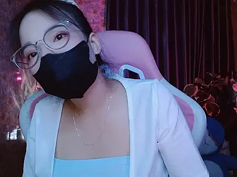Julie_Ulie live sex cam