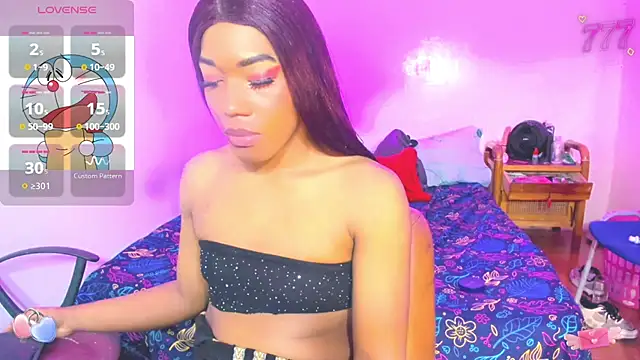 bayolet_ live cam on StripChat