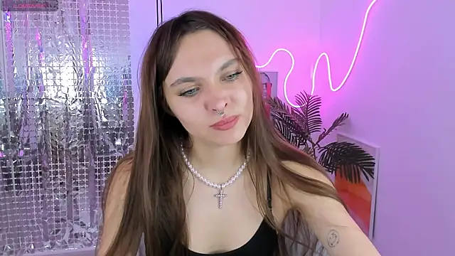 ChloeSunny webcam