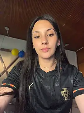 SaraSeduce7 live cam on StripChat