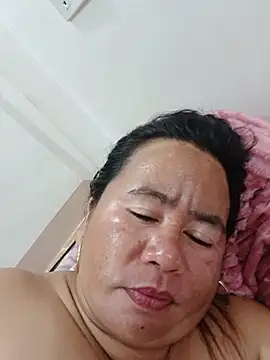 babyloves69 webcam