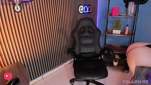 Emily_robertss1 webcam