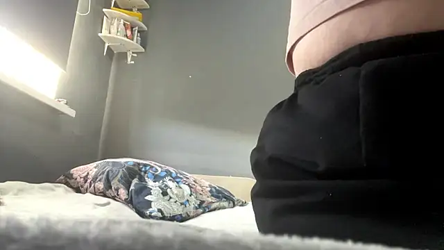 LiyaStile live cam on StripChat
