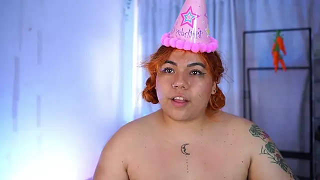 Samanta_Bigboos webcam
