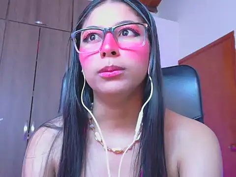 _ALLYSON18_ live cam on StripChat