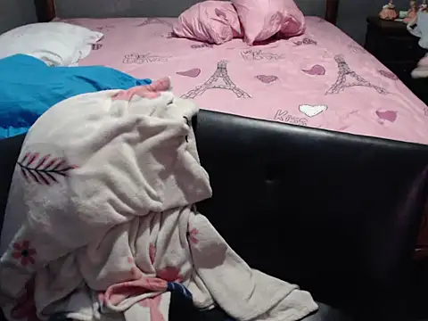 CANDYSWEET51 webcam