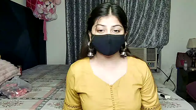 Hot-Shivangi webcam