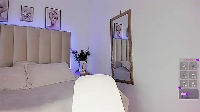 valka_wolfe webcam