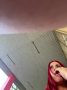 sexymelli18 webcam
