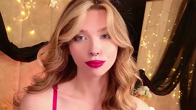 Sierra_Fane webcam