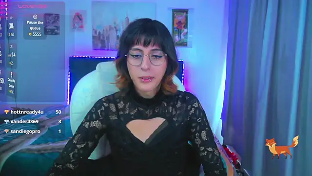 goth_minerva live cam on StripChat
