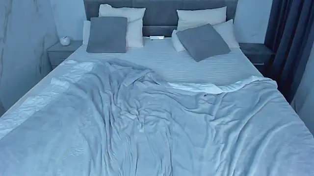 Chloee_White webcam