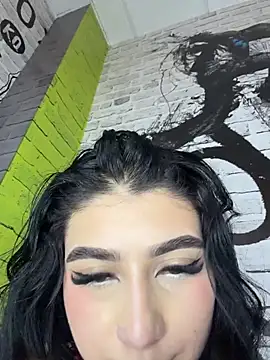 BadLilAngelXXX webcam