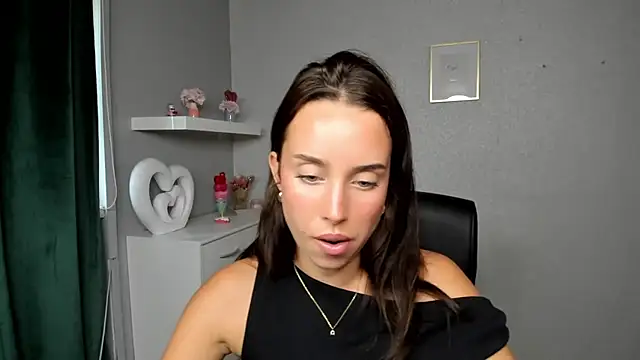 AdeleSolo webcam