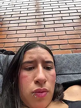LilyRossi_ webcam
