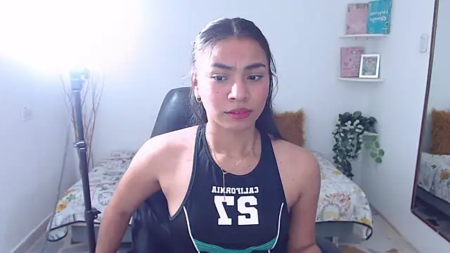 Emma_Faith webcam
