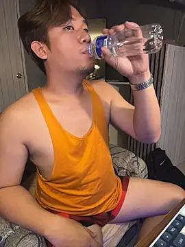 Titanryu live cam on StripChat