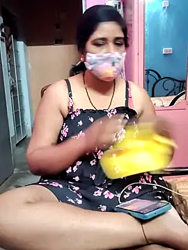 Rulali_44 webcam