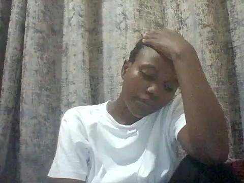 tina_2030 webcam