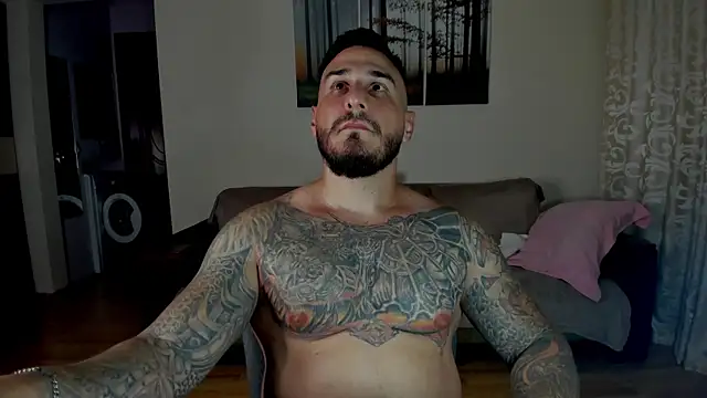 Gymdominus live cam on StripChat