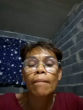 sexynoty69 webcam