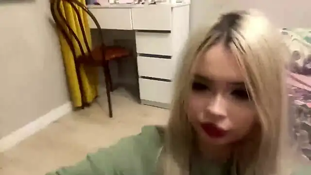 moonluv33 webcam