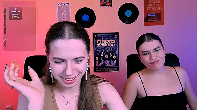 emma_dark__ webcam