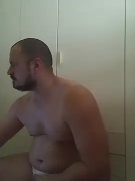 bussilesnar live cam on StripChat