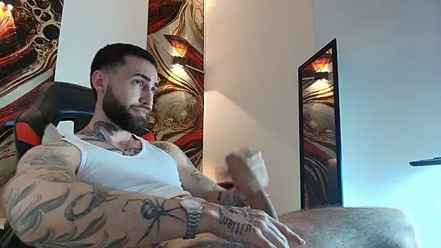 luke_davis01 (M young) - BIG LOAD OUTT! 🍆😈🥵💦 CHOSSE WHERE