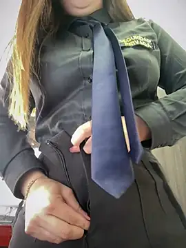 suzy-111 (G young) - 😈PLUG ANAL+ RIDE DILDO🍑TICKET