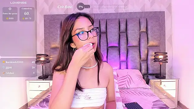 AriRose webcam
