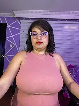 MiiaaJoness