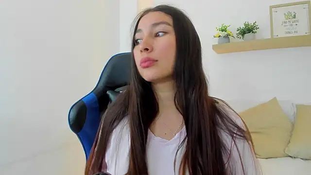 bella_99_ webcam