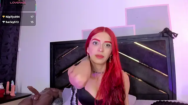 april_jones05 live cam on StripChat