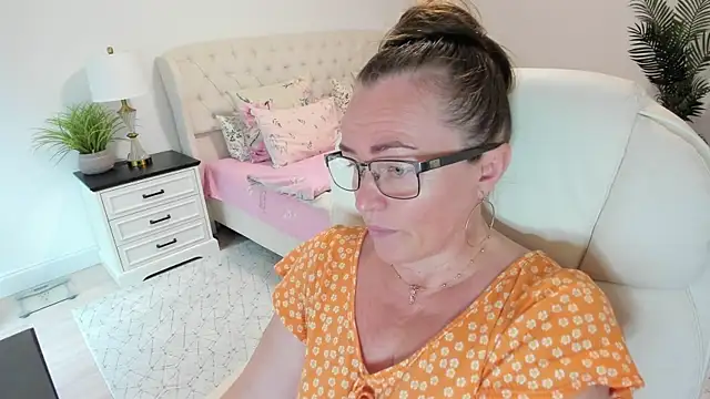 Vika73 webcam