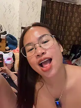 Ponthip webcam