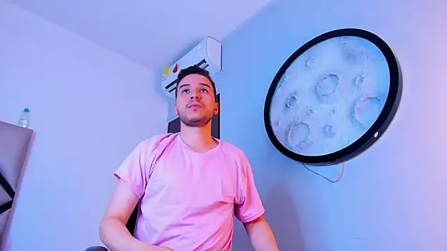 mike_257 webcam