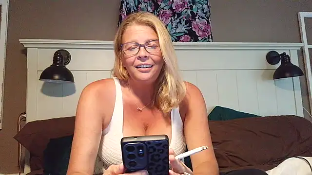 Stickywethoney webcam