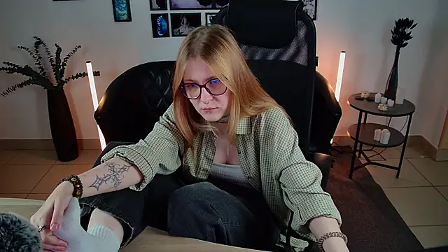 lanafitch - Lanafitch's free webcam - UK Sex Cams