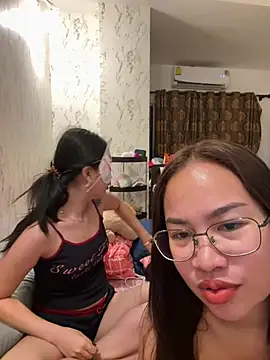 Ponthip webcam