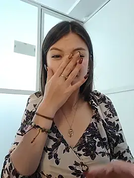 _Isabella-7 webcam