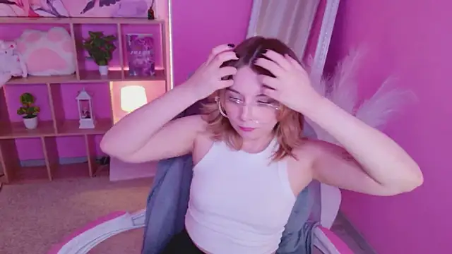 Coconut_Mia live cam on StripChat