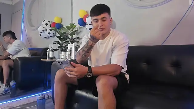Cristopher_strong webcam