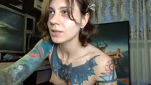 BroadFantasy webcam