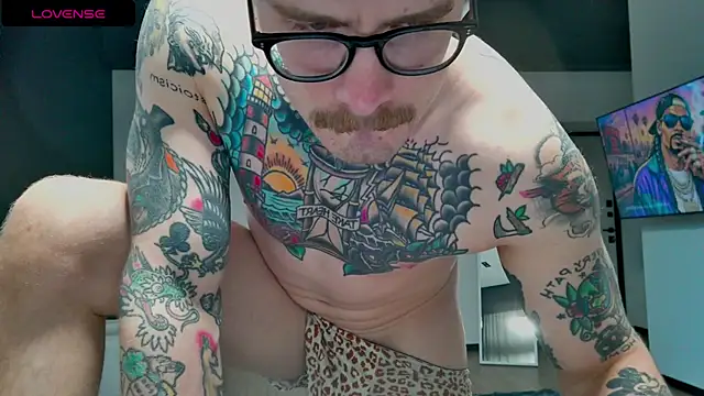 white_King9999 live cam on StripChat