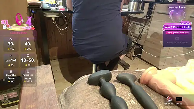 misteryman1956 live cam on StripChat