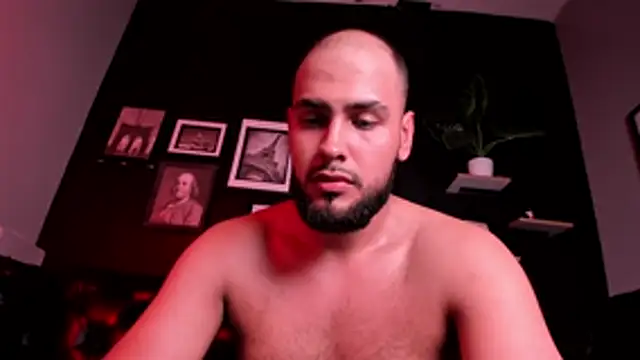 Marcus_Soler live cam on StripChat
